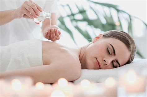 Massage sensuel complet du corps Massage érotique Montigny les Cormeilles